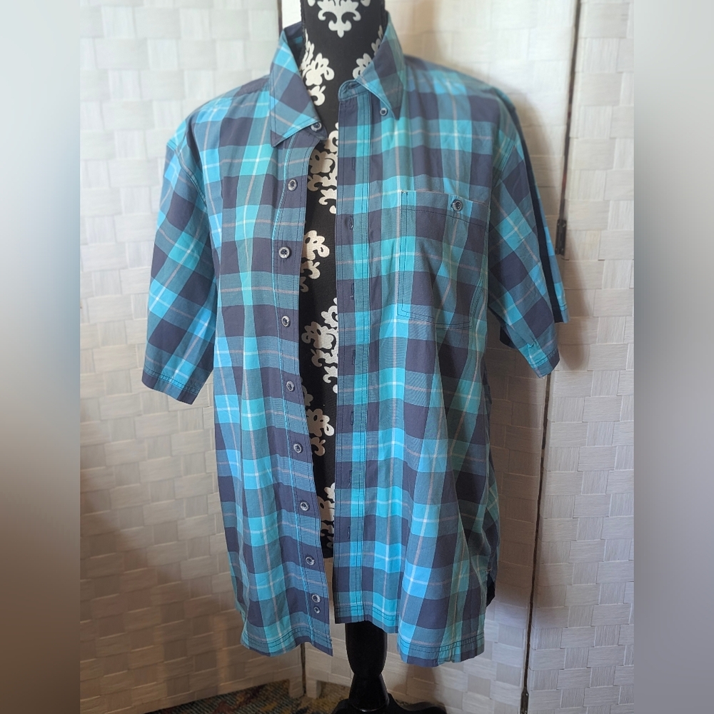 GAMEGUARD OUTDOORS Blue Plaid Men's Shirt LARGE  Fishing Golf
